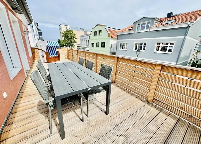 Haus Seazeit, Meersicht Rostock